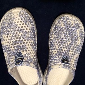 *Sport* Floral Print Lightweight Clogs*